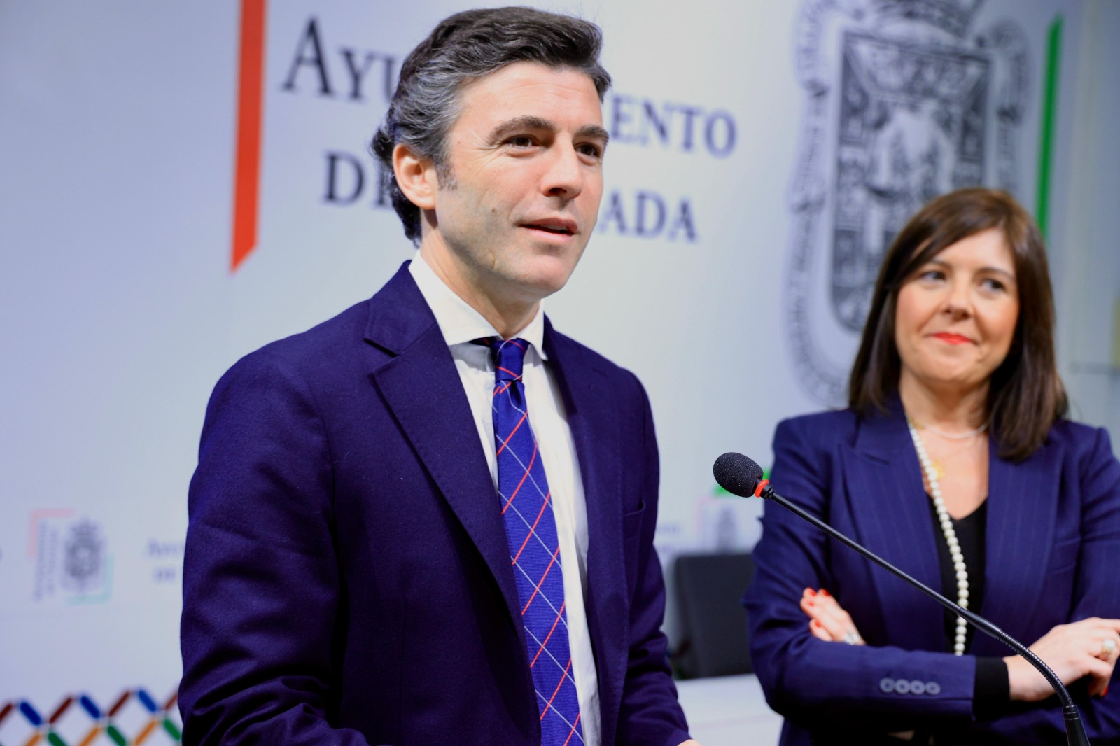 &copy;Ayto.Granada: EL AYUNTAMIENTO LOGRA EN SEIS MESES REDUCIR CASI A LA MITAD EL PERIODO MEDIO DE PAGO A PROVEEDORES “PASANDO DE LOS 72,33 D�AS QUE HEREDAMOS DEL PSOE A LOS 41,25 ACTUALES”
